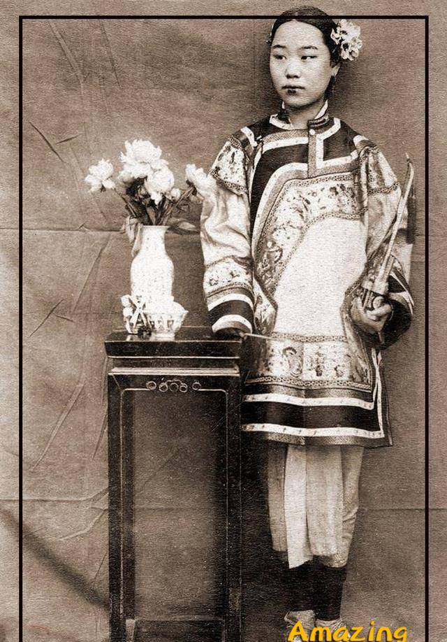 原创缠足裹脚又丑又疼为什么还有人喜欢