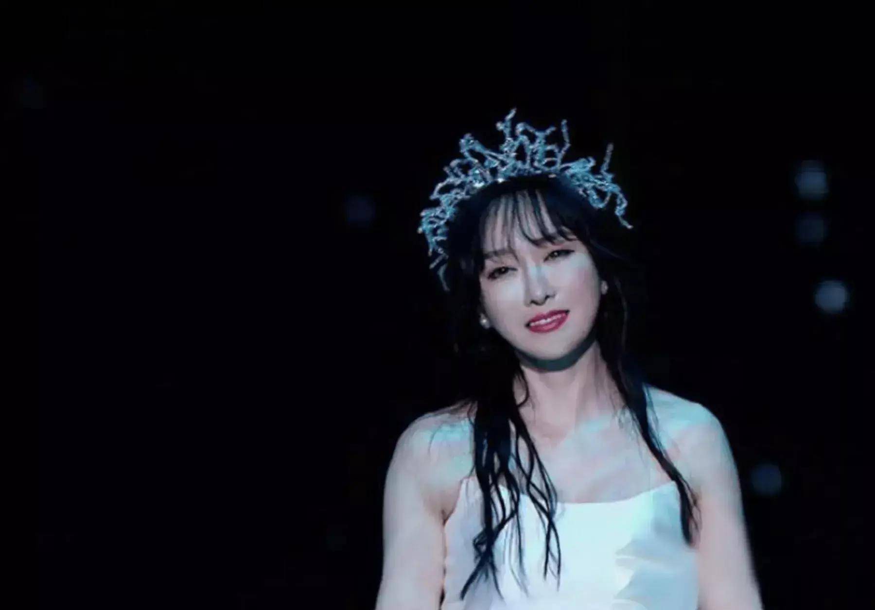 19号 谢金燕台湾女歌手,1974年出生,如今50岁了,靠参加节目肯定是乘风