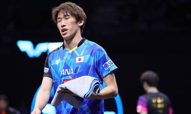 局,以11:8,11:9,11:9,总比分3:0零封对手阿兰特萨·科西奥·阿塞维斯