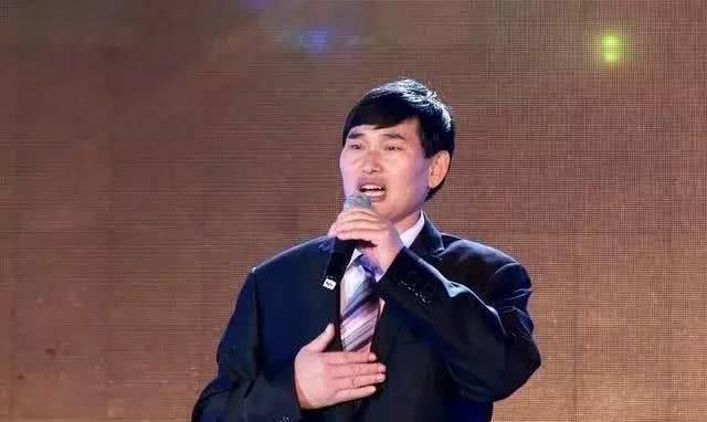 原创穷在家中无人问富在深山有远亲走红8年朱之文有多难