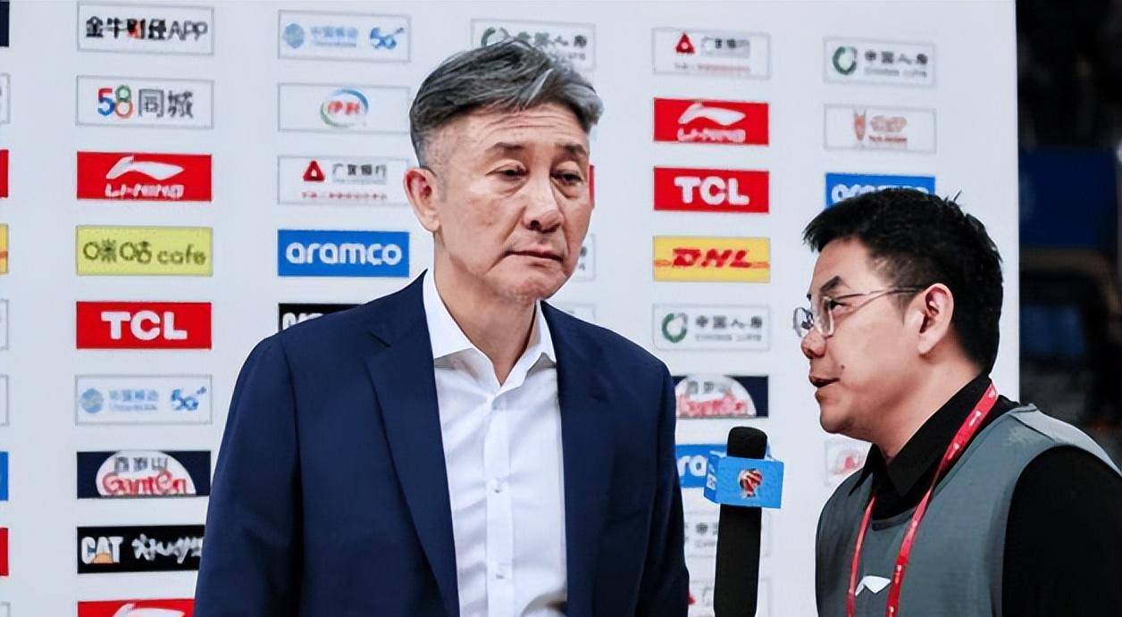 郑永刚:打得什么鬼?赢球了,郑永刚还很不满意,这又是为什么_深圳_天津