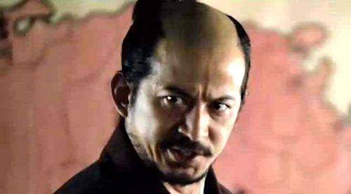 提到"石田三成表示,丰臣秀赖公元服之前,天下政事交由毛利辉元公执掌"