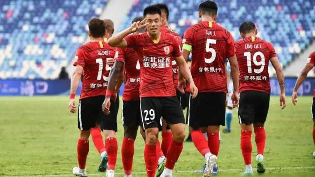 原创山东鲁能42击败长春亚泰中超揭幕战重燃战火