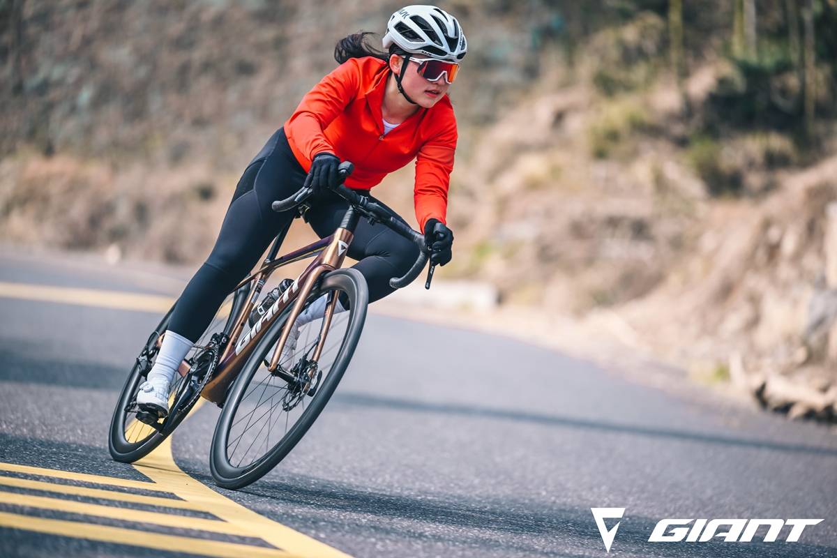 与迪穆兰在莫干山狂飙 捷安特tcr发布会圆满落幕