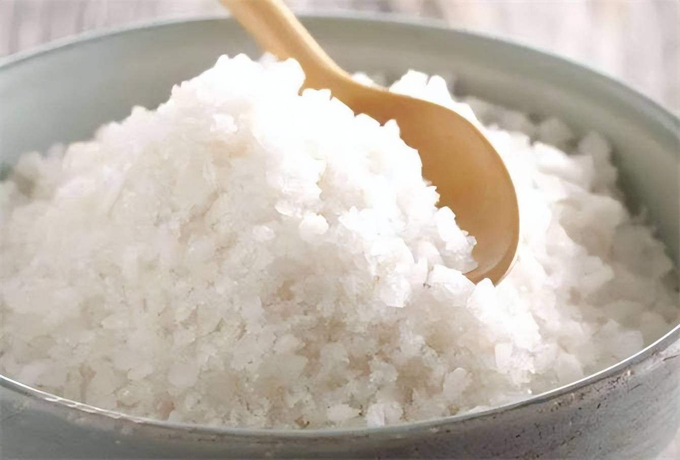 原创海盐湖盐井盐有啥不同哪种盐更好湖盐为什么比海盐贵