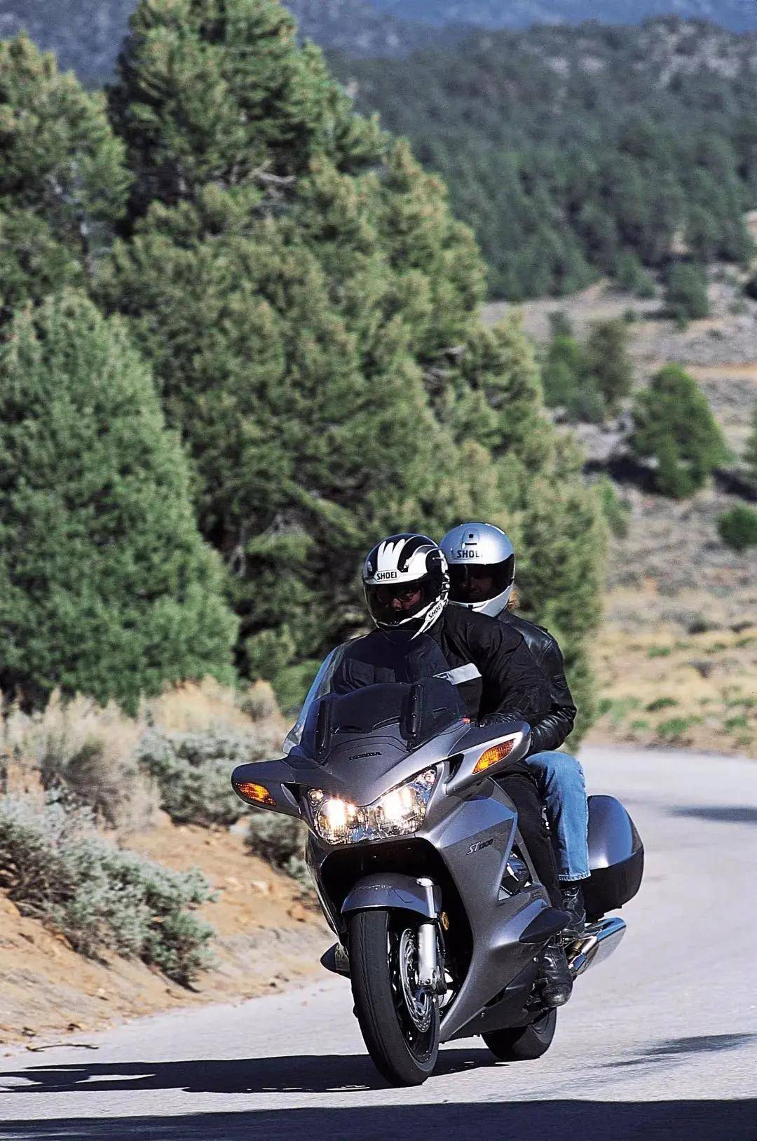 不一样的脚步,本田旅行车st1100/st1300_搜狐汽车_搜狐网