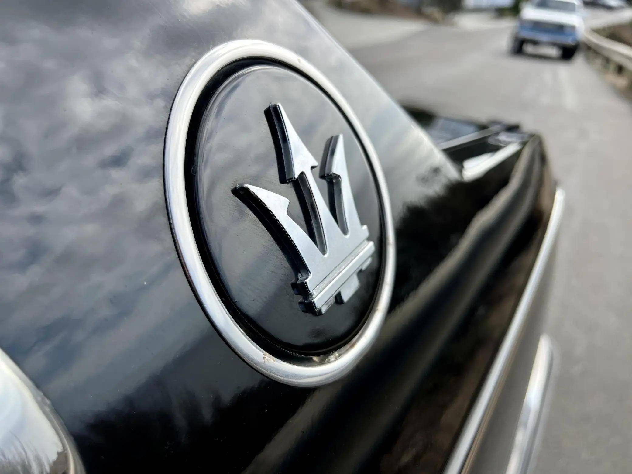 纵使全车贴满"三叉戟"车标,它仍然是那台最不值钱的玛莎拉蒂