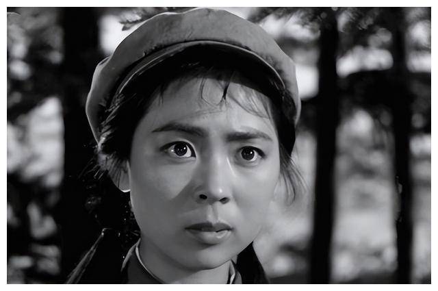 刘尚娴,演绎《英雄儿女》"王芳",成名风采,坎途之美.