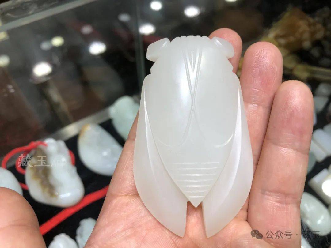 几十万买来的年糕料羊脂玉竟然是