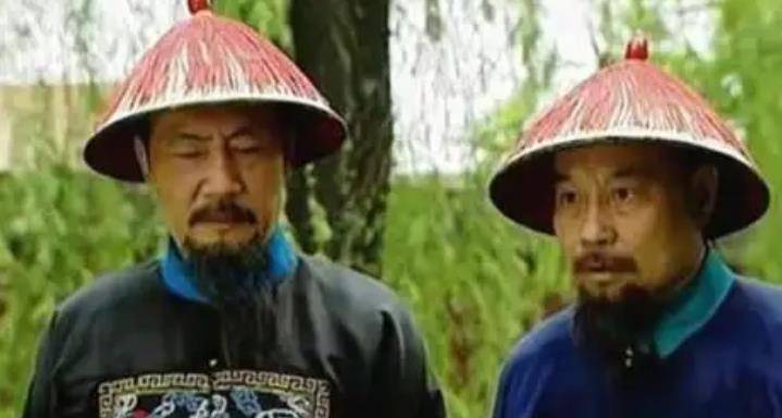 原创张廷玉晚年向乾隆索要荣誉却被削爵位45年后才发现他真高明