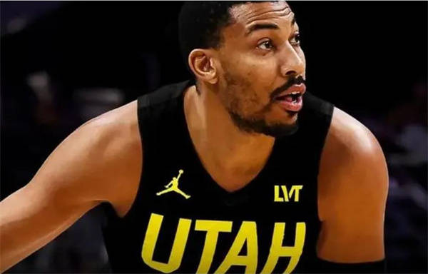 波特已经拿到了总冠军,现在买断去强队拼冠军,已经没有任何意义.