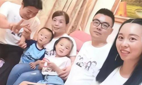 假期过后,"错换人生"开庭,郭威一直守护在许敏左右,而在庭审上,更是将