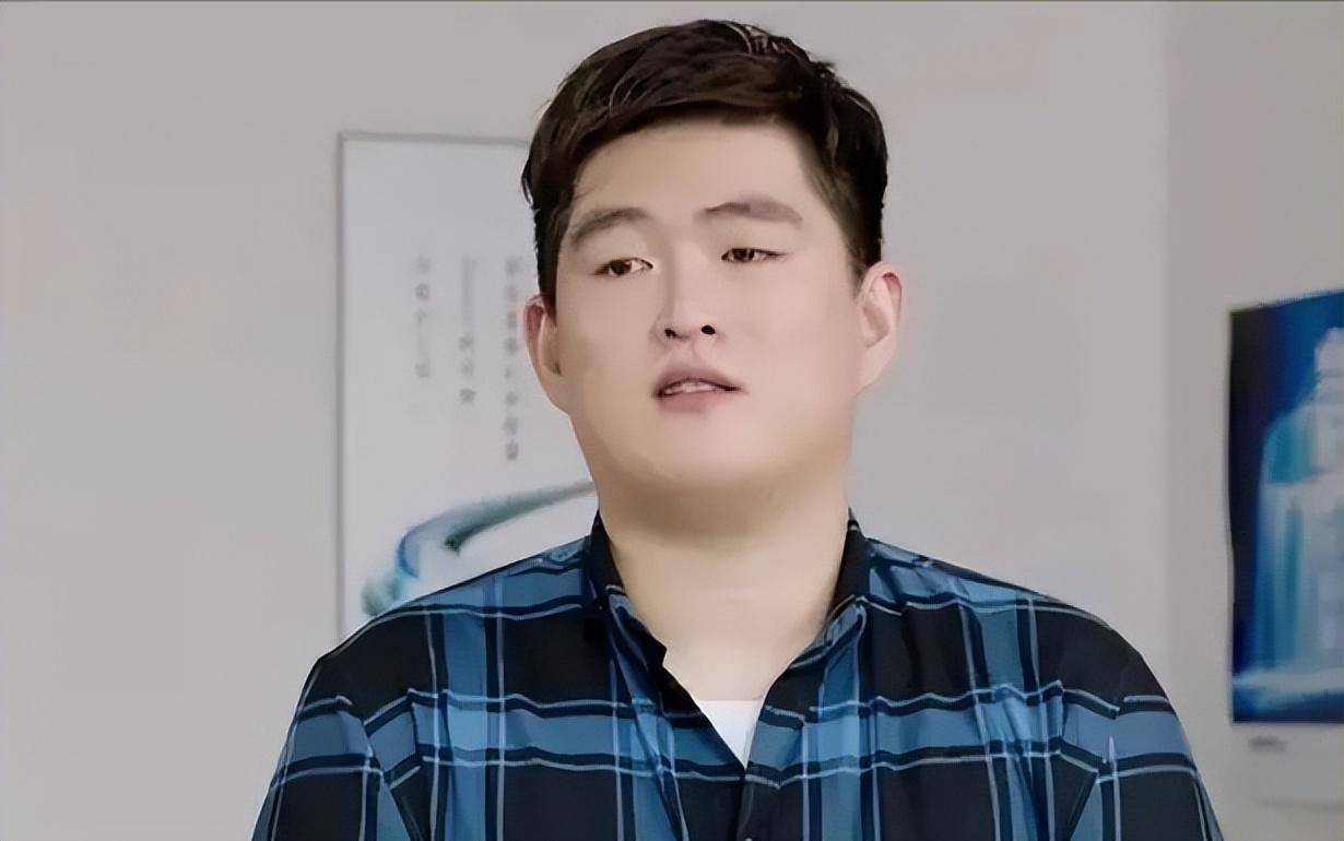 赵本山儿子牛牛:荣升刘老根大舞台总经理,不想结婚因为没人追_球球