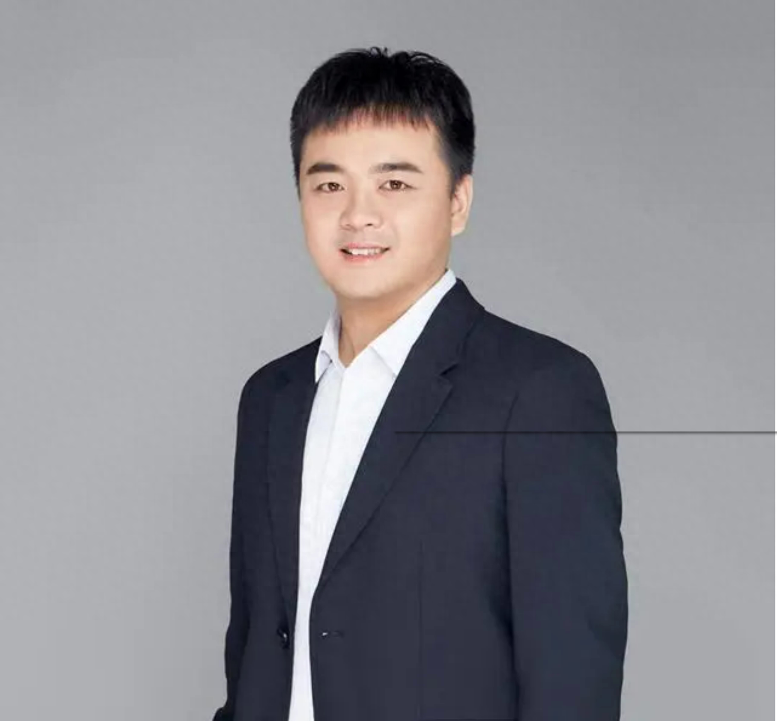 长沙21岁小伙,到成都卖奶茶,如今开了7千家店,刚登上了富豪榜_王斌