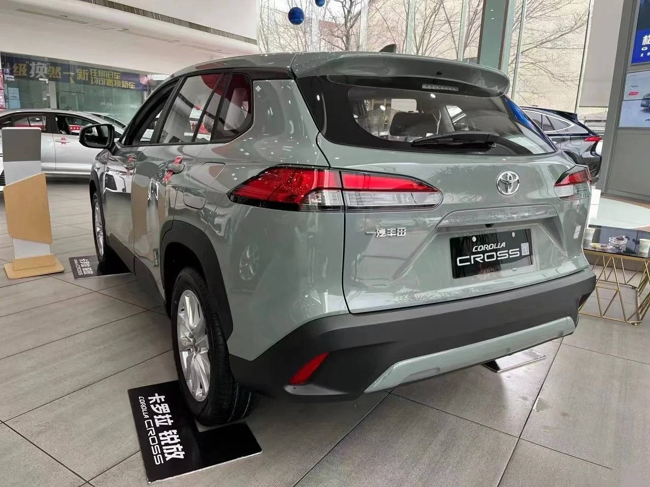 15万预算看合资suv,卡罗拉锐放为何是难以绕过的经典?