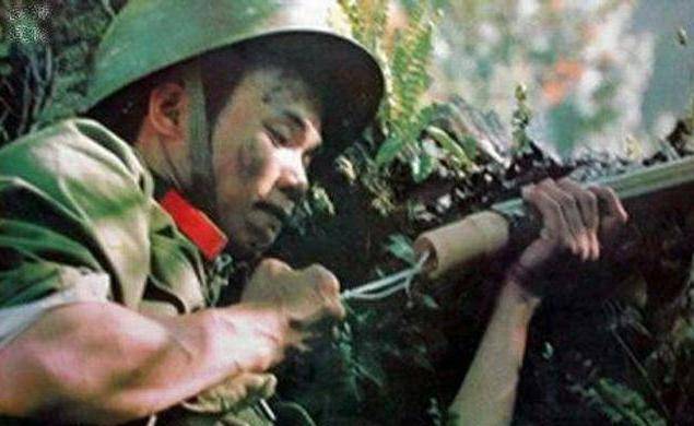 尹光_敌兵_高地