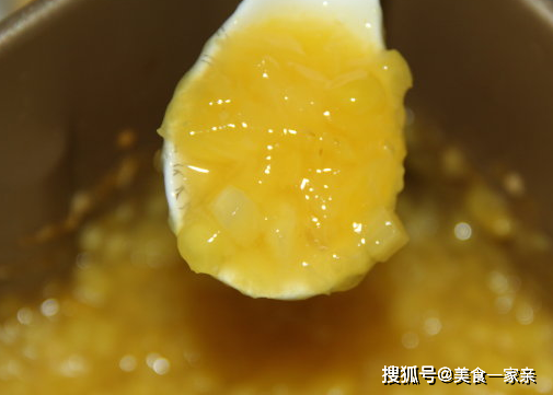 果酱大家应该都不陌生吧,不过大家平时都是吃草莓酱,芒果酱和橘子酱