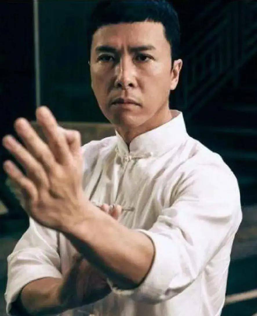 甄子丹被问是否担心被ai代替?_人工智能_表演_武术