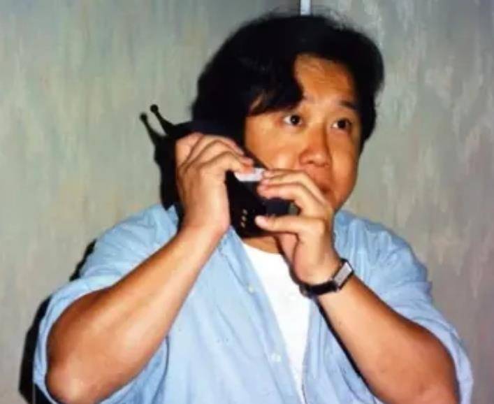 原创被香港艺人尊称大哥八卦缠身却能全身而退曾志伟到底有多牛