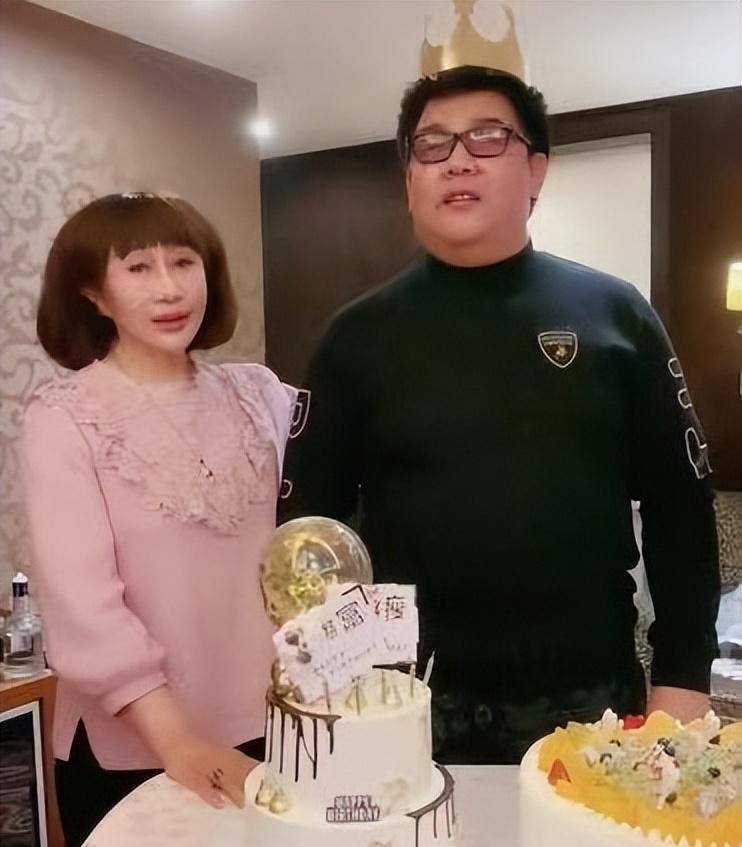 原创杨光从天才盲人歌手到登上电视黑名单他这些年都经历了什么