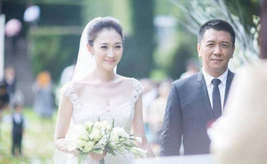 原创从好闺蜜到形同陌路谢娜和李小冉之间到底发生了什么