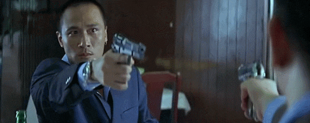 讲真,我都觉得吴妈想拿把ak把对面都突突突突了.