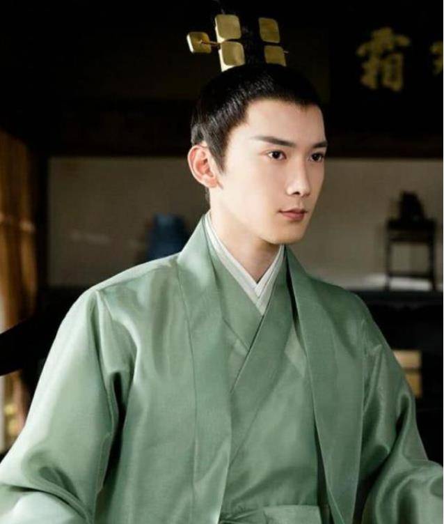 原创杨幂旗下力捧的四大男神有3人已经走红了却有1人凉凉