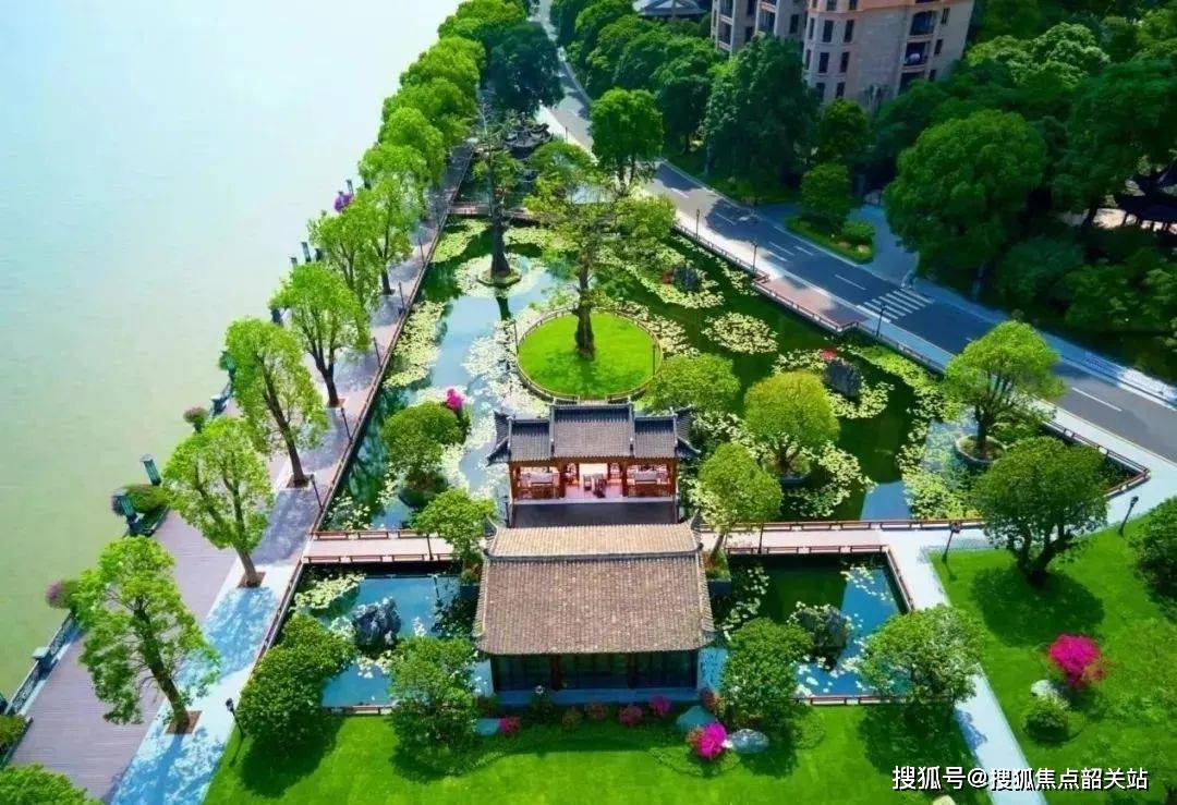 星河湾半岛五号售楼处电话4009908525转880