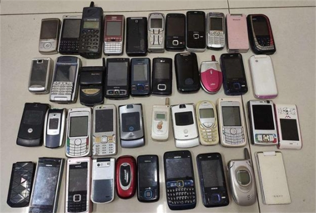 新手机卖不出去,旧手机却别有一番"市场"?_回收_当前的_黄金为