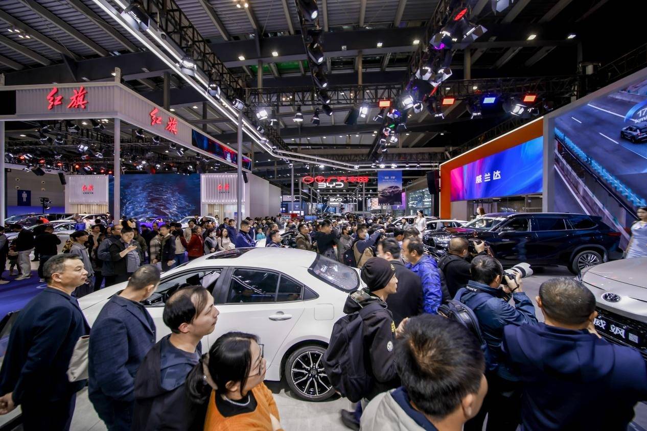 鹭飞冲天,cms厦门车展越级而来_搜狐汽车_搜狐网