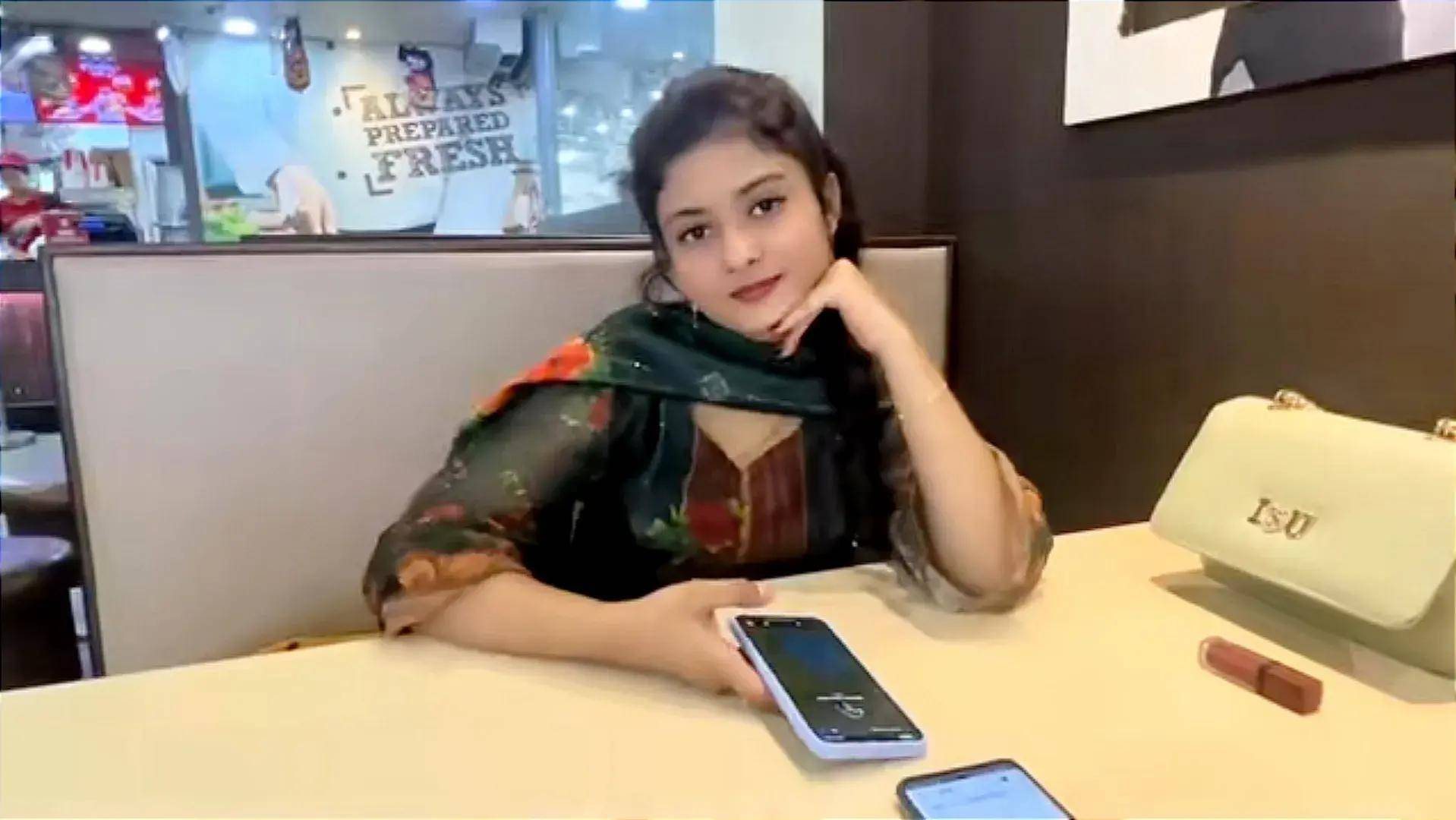 孟加拉女孩追求中国小伙,表达爱意的方式让人感到新奇_莎莉_福星_达卡