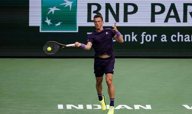 西西帕斯发球稀烂,2盘输00后莱赫卡,无缘晋级8强,重返top10延后_比赛