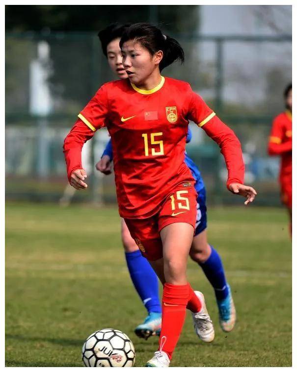 中国女足,6-1轻取越南,提前4分跻身小组前列,遗憾第3轮淘汰._比赛_进