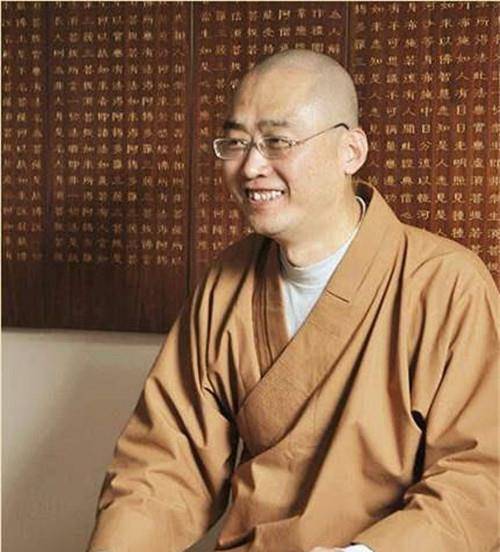 原创当初带着父母一起出家人称显庆法师的北大学霸现今如何了