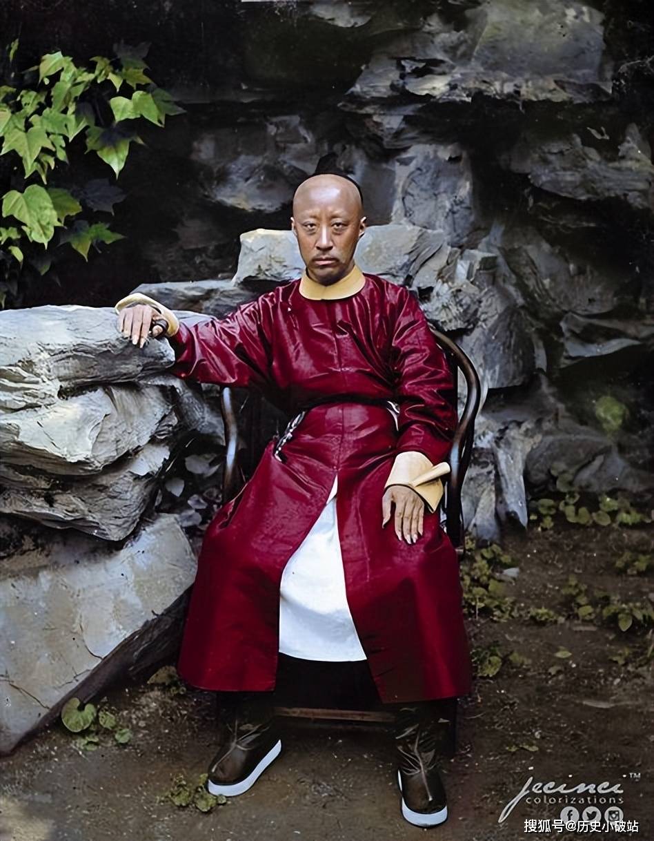 原创清末权贵老照片威严的左宗棠喜爱果香的慈禧末代皇室成员