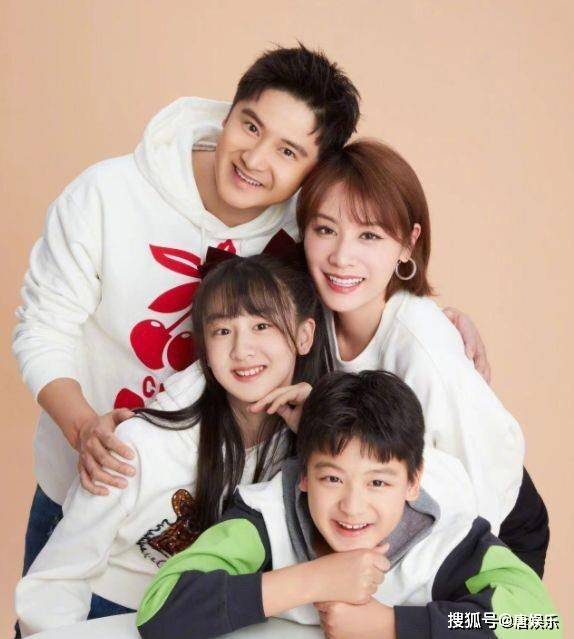 原创田亮叶一茜一家四口拍全家福的vlog曝光画面温馨幸福让人羡慕不已