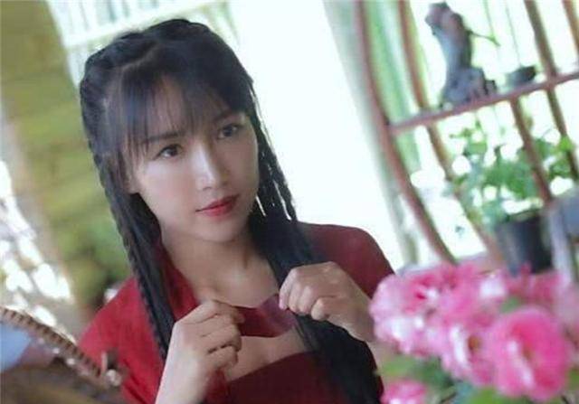 原创李子柒破吉尼斯纪录狂赚168亿的背后我看到最真实的一幕