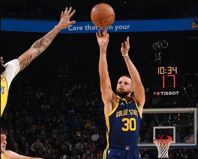 36岁前,库里23302 4436 6031,乔詹科魔什么数据_三分球_比赛_命中