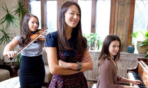 原创英籍华人妈妈等中国经济成世界第一将携全家放弃英籍改中国籍