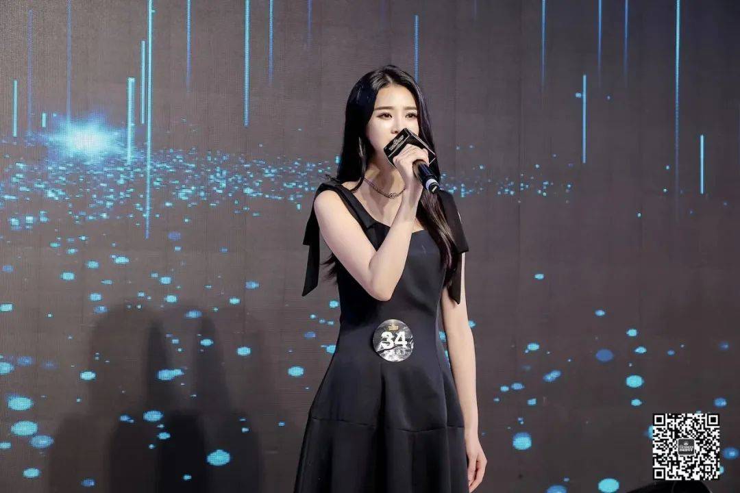 歌手专访祝贺夏灼星荣获本届这就是歌手最受欢迎歌手荣誉称号