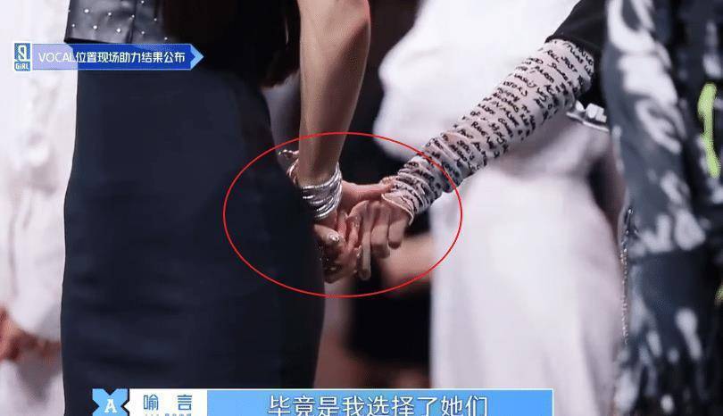 在蔡徐坤即将公布总榜单的时候,喻言也在心里对自己说道:"一定要拿第