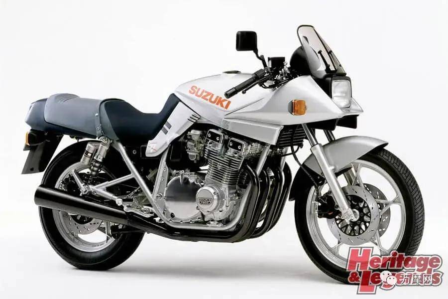 html在1999年东京车展上得以展出,采用风冷4缸发动机,2000年春季在