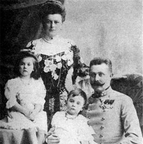 斐迪南_索菲亚_大公