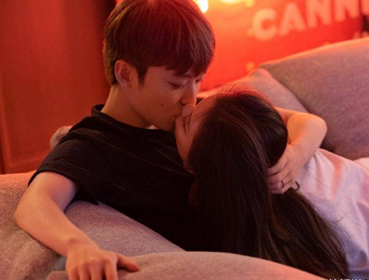 流金岁月谢宏祖被观众吐槽董子健接单代说演员不好当