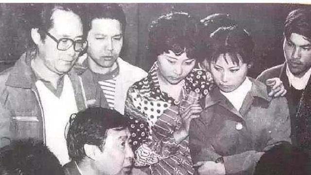 路遥:爱情比孙少平还曲折,43岁离世,临死前妻子提离婚_林达_婚姻_林红