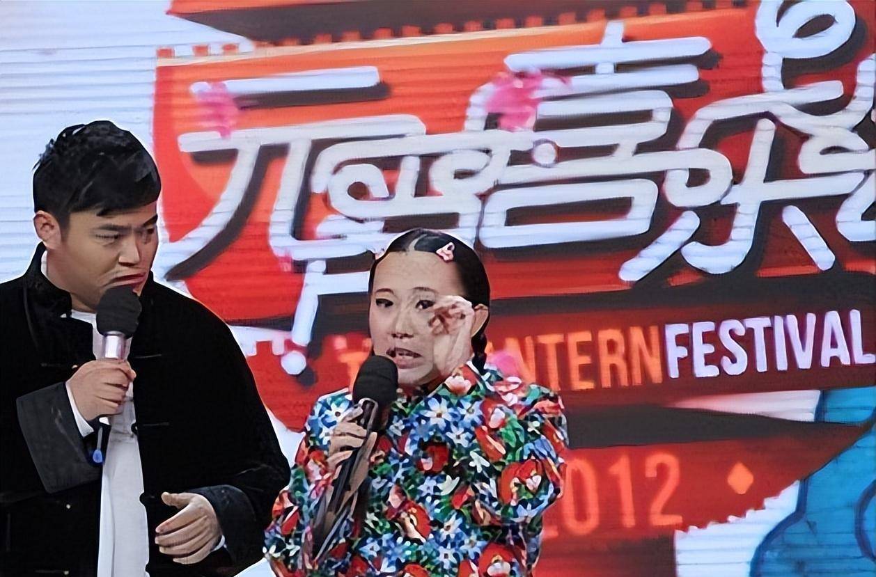 在婚礼现场,丫蛋说,希望能跟王金龙,一直走到老.