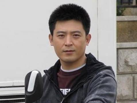 小品一哥孙涛为何结婚25年没绯闻看他妻子是谁就明白了
