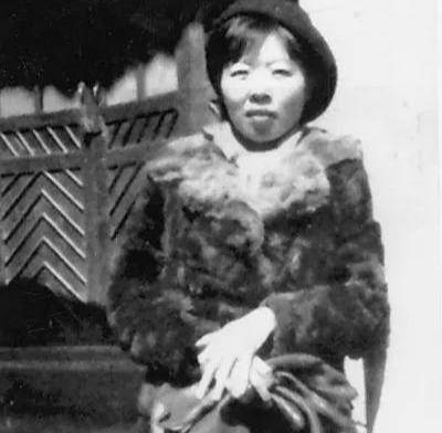 原创萧红明明是地主家的孩子却坎坷了一生多次被背叛31岁离世
