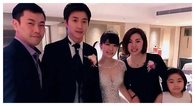 李伟_张雨晴_比赛