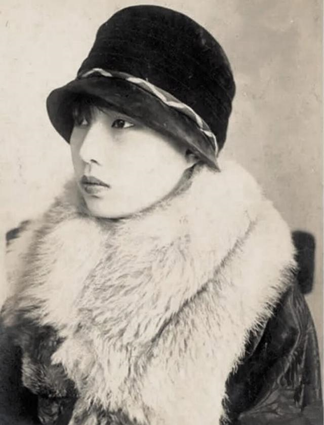 原创冬皇孟小冬绝版私房照原来她真的很美难怪杜月笙对她痴迷不已